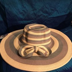 ANGELA & WILLIAM STRAWVILLE EPOCH HATS